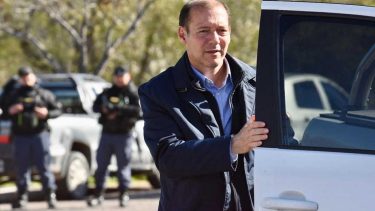 El gobernador le dejará el proyecto a su sucesor Rolando Figueroa, quien adaptará las partidas según su gabinete. Foto: Matías Subat.