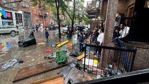 Emergencia en Nueva York: feroces lluvias inundan calles y rutas