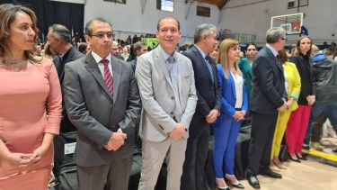 Vivo: El MPN le pasa el mando a Comunidad y Claudio Larraza asume la intendencia de Plaza Huincul