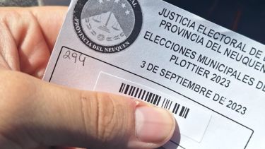 El Poder Judicial de la provincia  habilitó un sitio para que los electores puedan consultar el padrón definitivo y conocer dónde tendrán que votar.

En la página, los ciudadanos interesados en conocer el establecimiento y la mesa en la que deberán sufragar tendrán que cargar su número de documento. Solo con ese dato, el sistema mostrará la información requerida por el votante.
