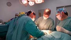 Innovadora cirugía a una paciente con cáncer de mama en Roca: «Estamos a la vanguardia»