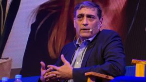 El CEO de YPF llega a Bariloche para hablar de Vaca Muerta