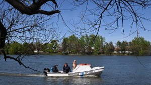 Desesperada búsqueda de un joven que despareció en el río Negro, en la zona de Viedma