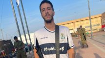 Imagen de Con remera de Messi y Gimnasia, quién es el argentino que combate para el ejército de Israel