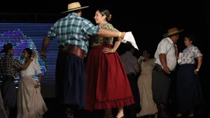 Comenzó el Pre Cosquín 2024 en Catriel con una masiva concurrencia: cómo fue la primera jornada