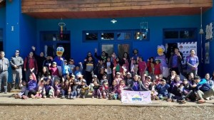 Sueñan con conocer el mar en Las Grutas: son seis alumnos de una escuela rural de Neuquén