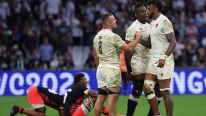 Inglaterra sufrió pero le ganó a Fiji y pasó a las semifinales del Mundial de Rugby