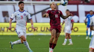 Soteldo la rompió y lideró a Venezuela en la goleada ante la Roja. (AP)