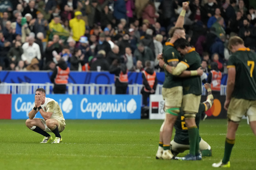 Sudáfrica superó a Inglaterra y jugará la final de Mundial de rugby. (AP Photo/Pavel Golovkin)