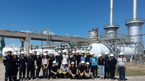 Estudiantes de Catriel realizaron prácticas en un yacimiento de Aconcagua Energía