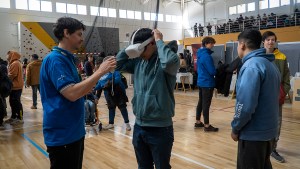 Universidades de Bariloche alientan a los jóvenes a estudiar con una muestra de carreras