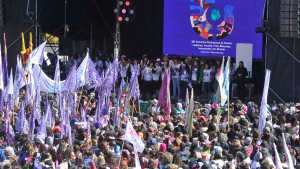 Con la presencia de miles de personas, comenzó el Encuentro de Mujeres y Disidencias en Bariloche