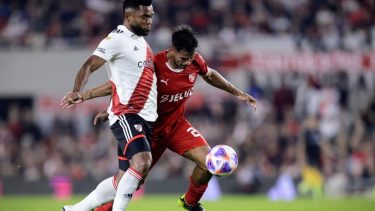 River y el Rojo se juegan el liderazgo en el Libertadores de América. Archivo.