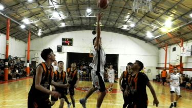 Petrolero empató la serie ante el Albinegro y vuelve a La Cueva para buscar el pase. (Archivo Cipo Pasión)