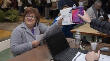 Las tablets gratis de ENACOM permiten el acceso a la digitalidad a un numeroso grupo de personas.-
