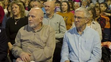 José Brillo y Leandro Bertoya en primera fila con Petri (Foto; Gentileza / Emiliano Ortiz)