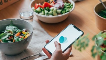 Una app reduce el desperdicio de la comida que está en buen estado pero que las empresas tiran. Fuente: Facebook Too Good To Go.