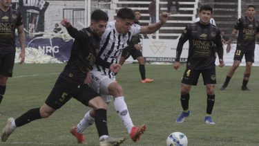 Cipolletti empató 0 a 0 con Olimpo en La Visera. (Foto: Oscar Livera)
