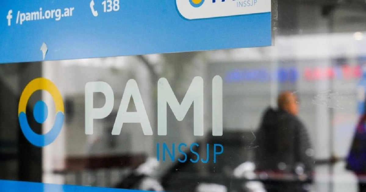 Los afiliados a PAMI pueden conseguir los medicamentos gratis en las farmacias adheridas.Archivo.