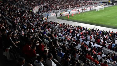 El elenco celebró el título ante 30.000 fanáticos en el Monumental.