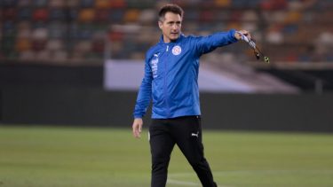 Barros Schelotto es el técnico que quiere Racing.