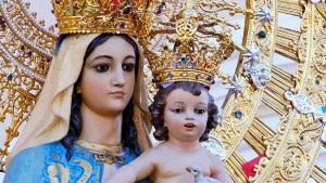 Hoy se celebra a Nuestra Señora del Pilar: Qué significa su cruz y cuál es su oración