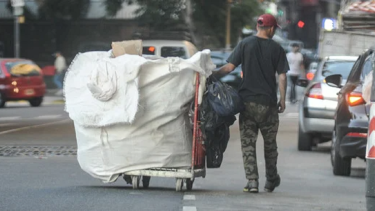 Últimos días para acceder al bono para trabajadores informales. 