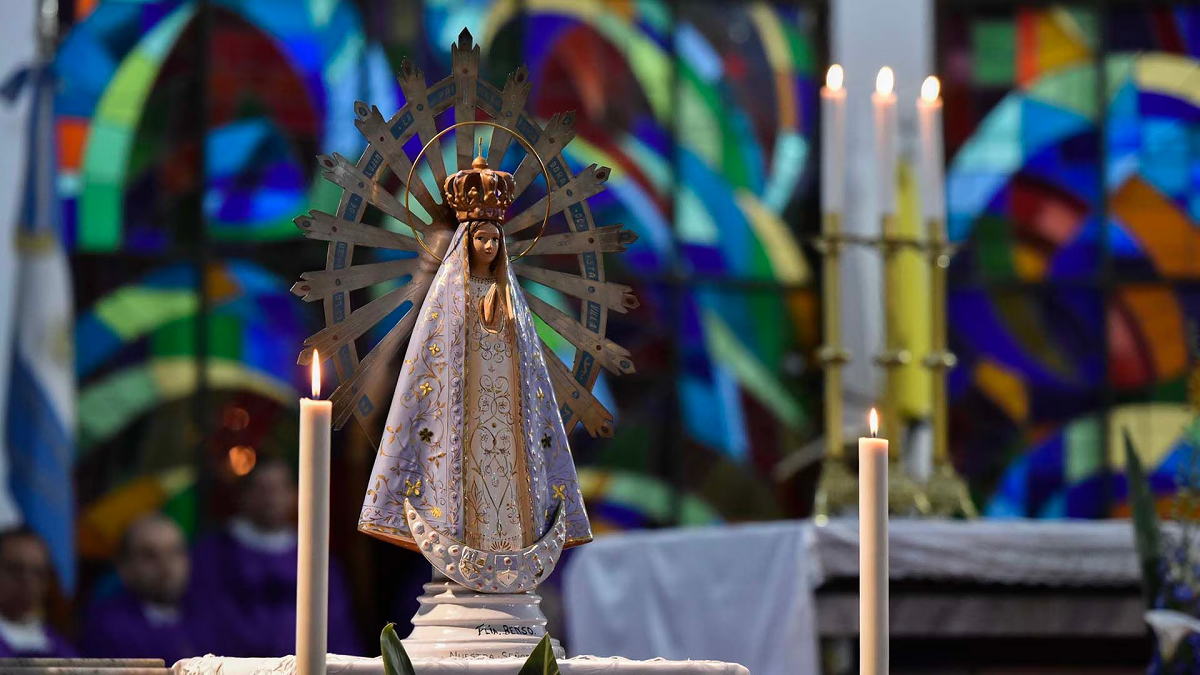Los fieles a la Virgen de Luján se sumaron a la Peregrinación al Santuario de Nuestra Señora de Luján. 