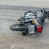 Imagen de Murió tras perder el control de su motocicleta al querer esquivar dos postes, en Neuquén