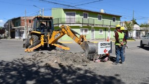 Tránsito afectado en el bajo de Neuquén por una obra del EPAS