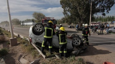 El siniestro ocurrió esta tarde sobre la Ruta 7. Foto: Oscar Livera.