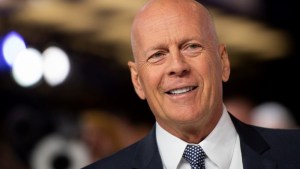 Aseguran que Bruce Willis, estrella de Hollywood, ya «no lee ni habla»: cuál es su estado