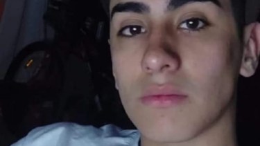 Lautaro Castillo continúa internado en el hospital de Cipolletti. (Gentileza)