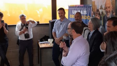 «Las obras que faltan en la Ruta 22 son por la corrupción del kirchnerismo”, dijo Luis Petri en Roca