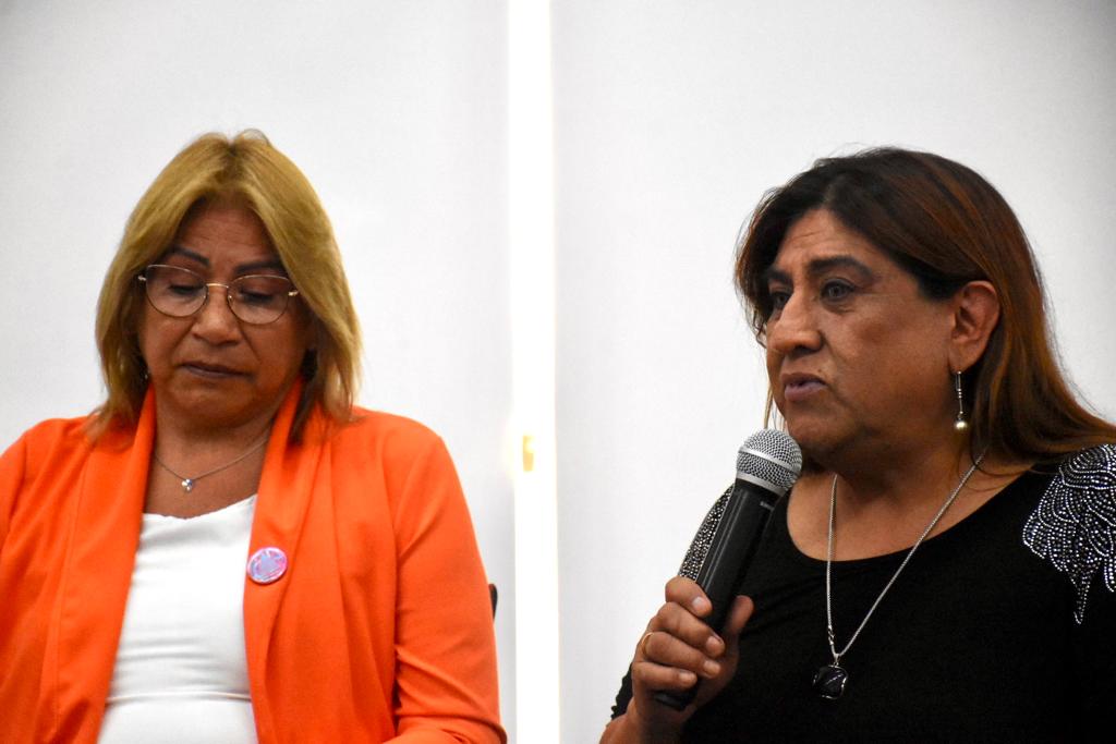 Katiana Villagra y Luján Acuña, dos de las activistas trans adultas de Neuquén. Foto Matías Subat.