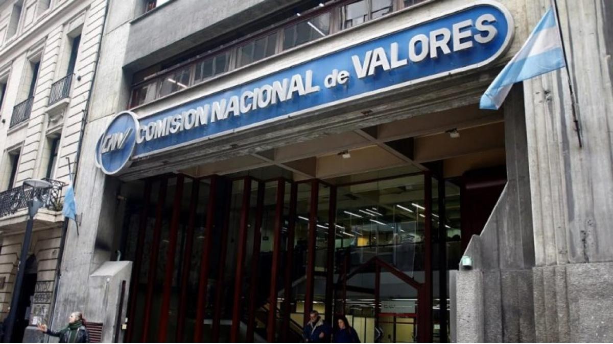 La CNV ordenó la suspensión de Santander Valores este viernes. Foto: Gentileza NA. 