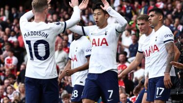 Tottenham venció a Fulham y es el único líder de la Premier League