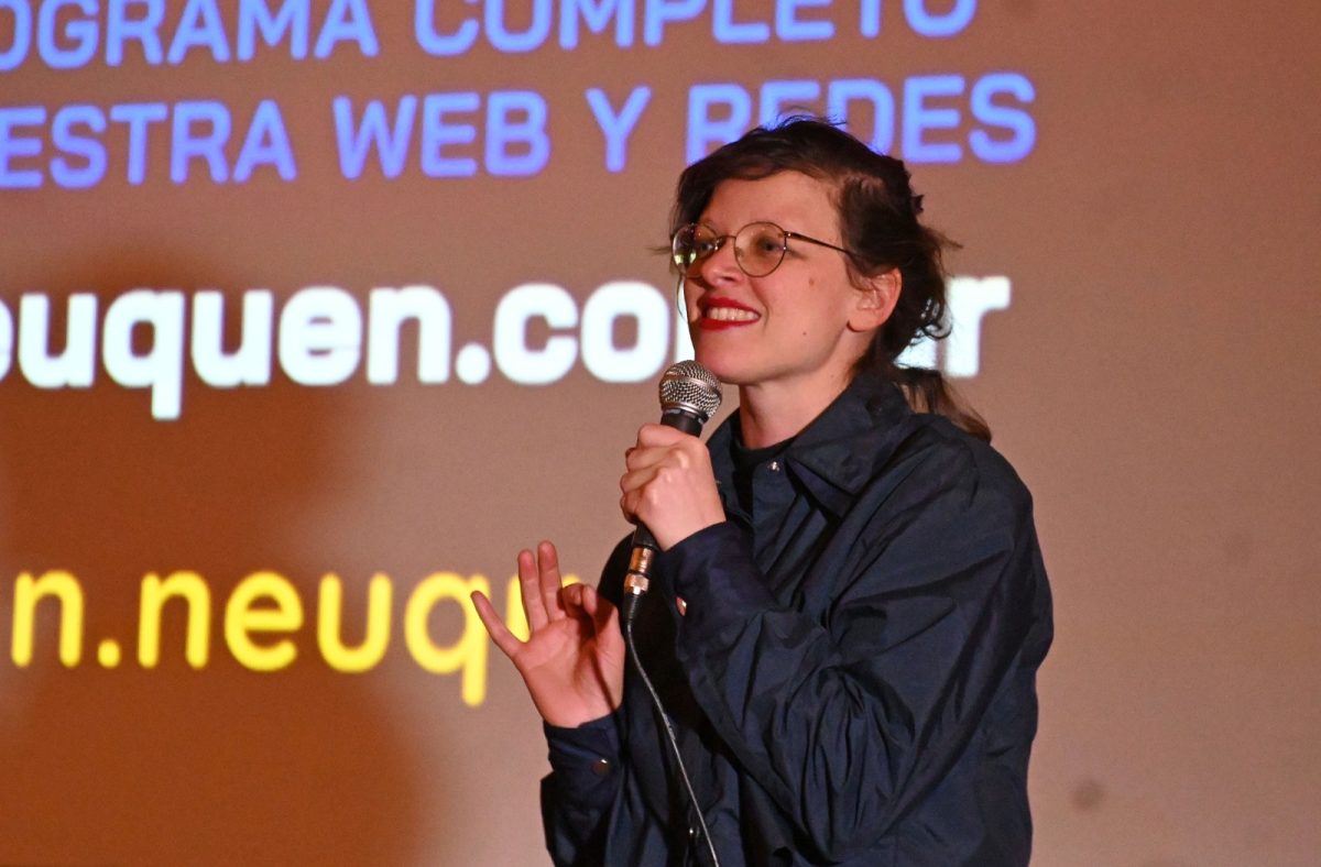 María Alché dijo presente en la jornada inaugural del 2° Festival Audiovisual Neuquén, con una charla abierta al finalizar la proyección de su filme “Puan”.
