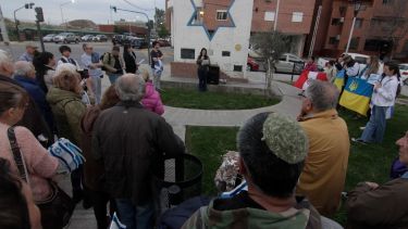 El acto fue en la plazoleta Estado de Israel "en repudio a los actos terroristas perpetrados sobre la población". Foto: Oscar Livera.