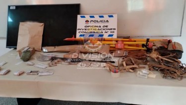 Secuestran armas, droga y demoran a cuatro sujetos en Añelo 