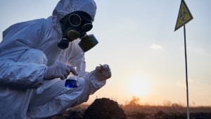 Inteligencia artificial y armas biológicas: una alianza podría representar una amenaza a escala global 