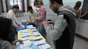En Bariloche votó alrededor del 75% del padrón y comienza el recuento