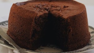 Torta súper húmeda de chocolate