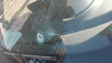 "Le dispararon a los chicos": balean una escuela de Neuquén a plena luz del día