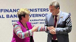 El FMI confirmó que la Argentina pidió la postergación de vencimientos de octubre