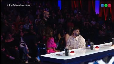 La Joaqui y Abel Pintos se unieron en un pedido a la producción de Got Talent Argentina. Foto: Captura Telefé