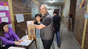 Elecciones 2023: Votó el legislador Juan Martín y destacó que vive la elección «con nerviosismo y ansiedad»