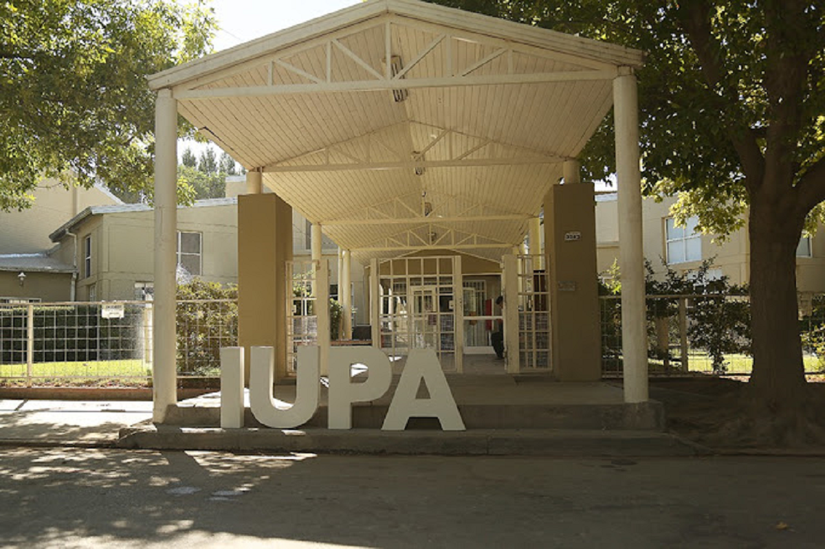 Los estudiantes conocerán las aulas del IUPA y disfrutarán del arte en Roca. Foto: Archivo.