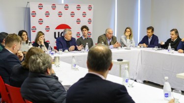 Lousteau y Morales, dos referentes radicales que definirán el miércoles la postura de la UCR en el balotaje. Foto Archivo.