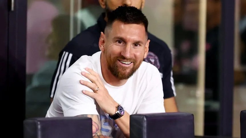 Lionel Messi estuvo presente en el DRV PNK Stadium para ver a su equipo.